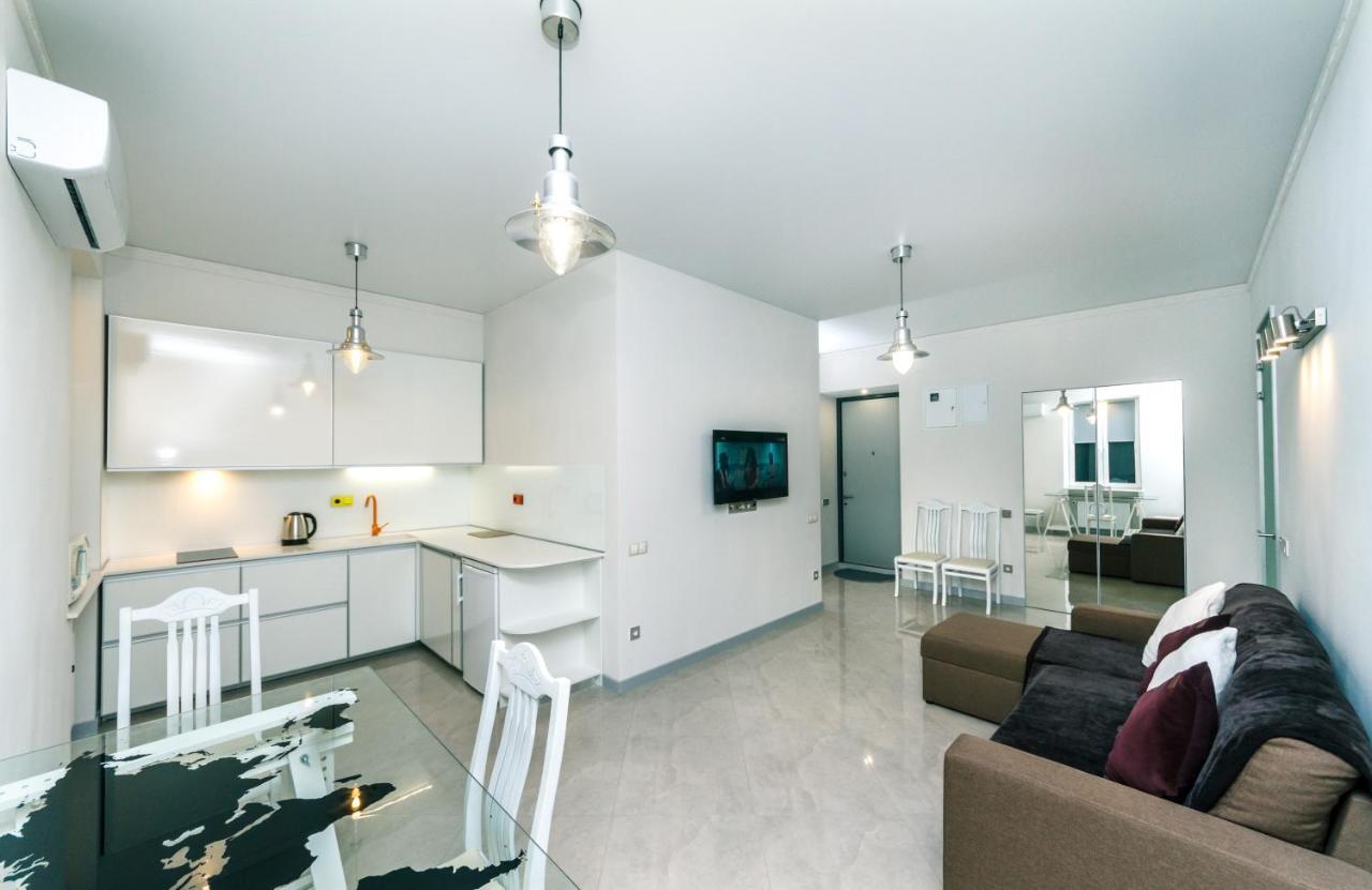 Apartments In Center Metro Olimpiyskay Velyka Vaselkivska Street Kiev Ngoại thất bức ảnh