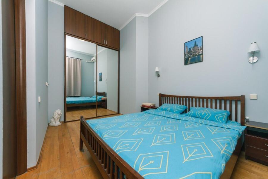 Apartments In Center Metro Olimpiyskay Velyka Vaselkivska Street Kiev Ngoại thất bức ảnh